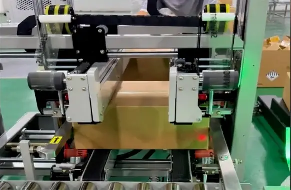 Side-Seam-Taping-Device