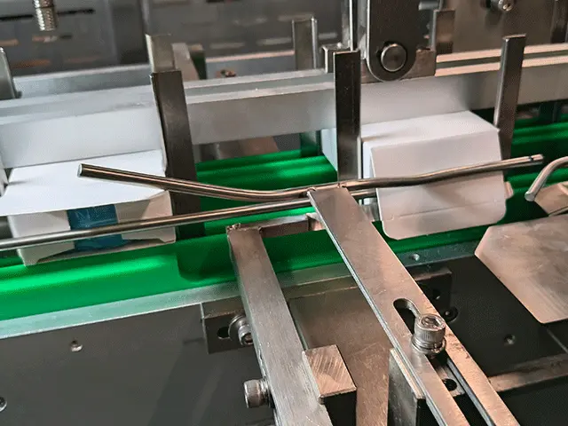 The-folded-flaps-are-held-closed-by-guide-rails